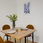 Appart Hotel Jaures - Boutique Apartments