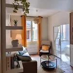 Charming In Vieux Apartment