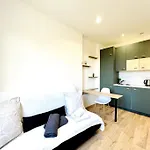 Apartment Le Raphael - A 10 Min De La - Wifi Et Climatisation Nice