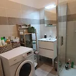 A 10 Min A Pied De La De Apartment