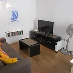 3 Pieces Climatise 4 Personnes Nice Tout Confort Plein Centre