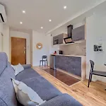 Bel Climatise Apartment