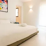 Family Villa 240Sqm Pool