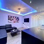 Loft Romantique Spa Apartment