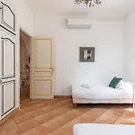 Apartment Large 2 Bdr Downtown - Ac & Terrace