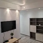 2 Pieces