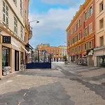 Azur - Quiet Center Location By The Sea Apartment *