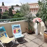 Joli Apartment