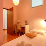 Grimaldi 5 Pers Wi-fi Ac Apartment *