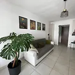 Le Cheret Apartment *