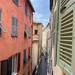 Charming Apartment In Nice