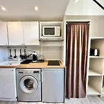 Studio Avec Clim A 100M Plage - 15Min Centre Ville