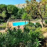 Apartment Exceptionnel Proche Avec Piscine, Parking Et Terrasse *