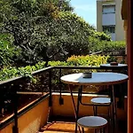 Exceptionnel Proche Avec Piscine, Parking Et Terrasse Nice