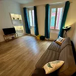 Romantique - Neaspace Vieux Apartment