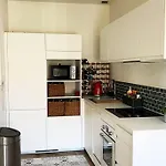 Ultra Central, Air Conditionned, Very Quiet!