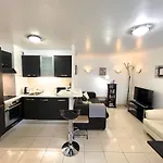 Sunlight - Mirage - With Parking And Terrace Apartment Nice