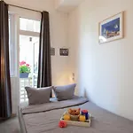 Beautiful , 3 Min Walk , Free Parking, Near Negresco Apartment Nice