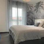 Apartment Pretty Flat, 100m Promenade In City Center Nice