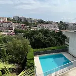 La Villa Ondine - Spacieux Appartement Sur Les Collines Nicoises - Piscine - 2 Parkings - Clim - Wifi