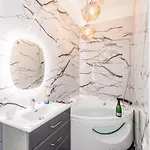 Renting - France - Luxury Palace Jacuzzi - Few Meters From Sea Apartment Nice