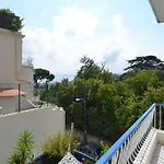 Superbe Appartement Avec Vue Mer Dans Les Hauteurs Du Port De Nice