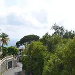 Superbe Appartement Avec Vue Mer Dans Les Hauteurs Du Port De Nice