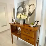 Apartment Promenade: Spacious Air-conditioned Near