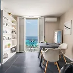 Le Balcon De La Baie Des Anges Apartment