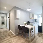 F4 Avec Vue / Flat With Sea View 3 Bedrooms Apartment *