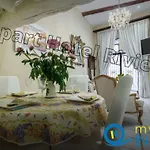 Riviera: Charming 4-room Beachside In Old Town Nice