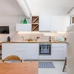 Renting - Neuve - Luxury Triplex Old Town Massena Garibaldi - 4 Bedroom - Ac Apartment