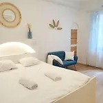 Studio Centre Proche Mer - Carre D'or Apartment *