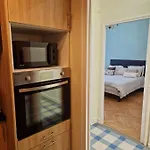 Rivoli Seaside Apartment *