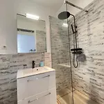 Apartment Renting - Grimaldi - Place Heart Of Golden Square - Ac - Fully Equipped Nice