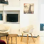 T3 - 3 Chambres Proche Toutes Commodites