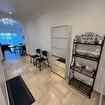 Jardin Sur La Promenade Des Apartment *