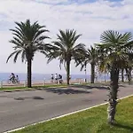 Nice Riviera Fabulous Seaside Apartment With 3 Bedrooms