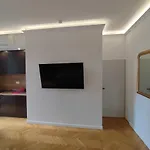 Nice Central Boutique Studio Apartments 1