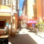 Spacious Loft, Duplex, Old Town, 3 Bedrooms - Easy Check-in *