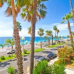 Luxury Sea Front Promenade Apartment *