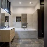 Jacuzzi, 3 Min,