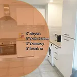 Bed & Breakfast Seaside Haven: Private With Ocean View And Convenient Transport Links Nice