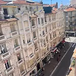 Emplacement Parfait Centre De Nice A Deux Pas Des Plages