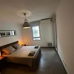 Superbe Appartement terrasse 2P à 5 min à pied du vieux Nice, du port et du Tram
