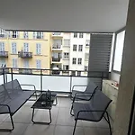 Superbe Appartement Terrasse 2P A 5 Min A Pied Du Vieux Nice, Du Port Et Du Tram