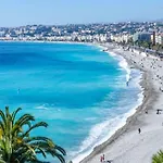 Exclusive Dans 2 Pieces 40 M2 Atypique Original Dans Grande Structure Type D'hote 80 M2 200 M Promenade Des Sejour Bed & Breakfast Nice