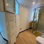 Breathe Guest-house *
