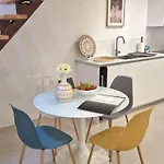 T3 Duplex Cosy & Calme Au Port - Tram *