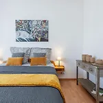 Apartment The Place To Be In